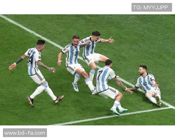 长崎成功丸与岐阜的激烈对决展现足球魅力与团队精神